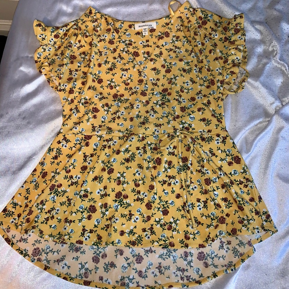 Floral low cut  Blouse